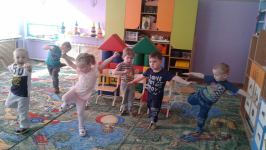 Дети с большим удовольствием принимали участие в веселых эстафетах и играх, соревновались в быстроте и ловкости, отгадывали загадки. В заключении, хочется сказать о том, что тема космоса всегда была интересна для детей своей таинственностью и загадочностью. Дети получили не только позитивные эмоции, но и полезную и интересную информацию.